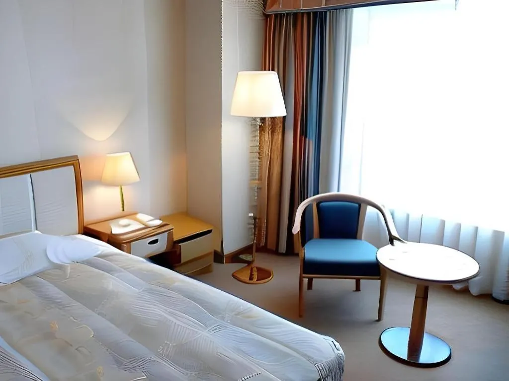 Grand Hotel New Oji Tomakomai 2*,  Japon